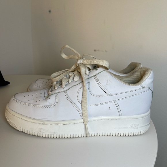 Nike White Sneakers - Picture 4 of 5